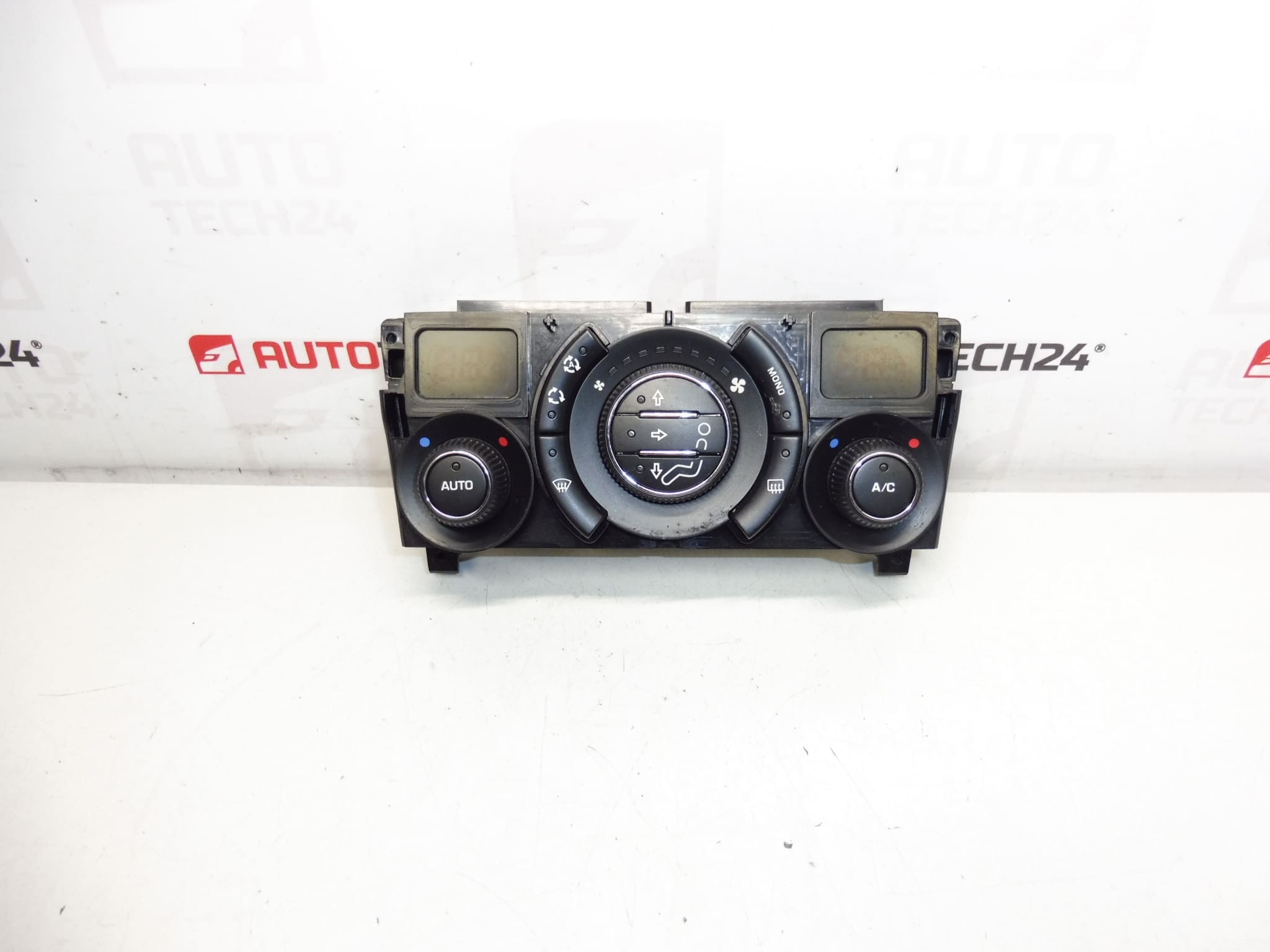 Peugeot 3008 5008 Verwarming en airconditioningbediening 96738320XT 6452P3