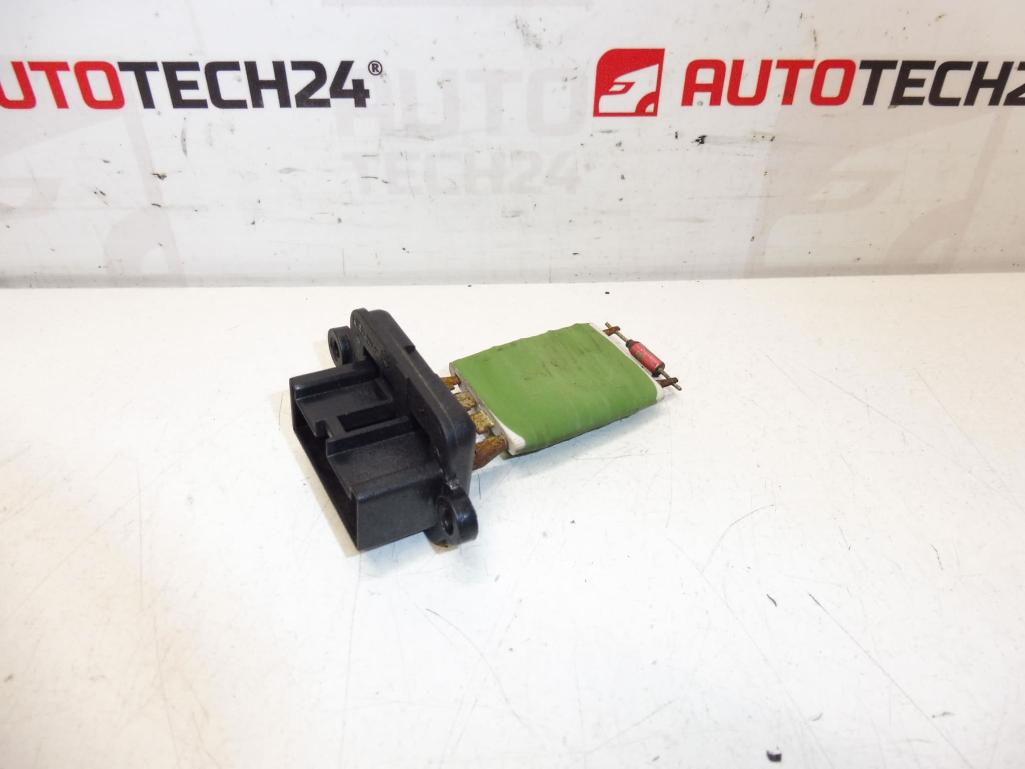 Snelheidsregelaar ventilator Citroën Peugeot 1609171080